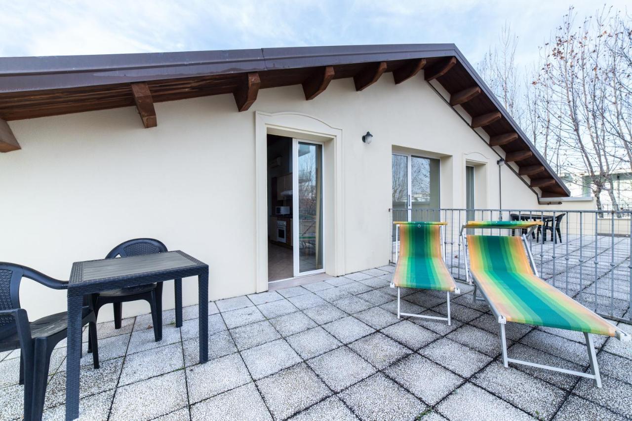 Residenza Melucci Aparthotel Ρίμινι Εξωτερικό φωτογραφία