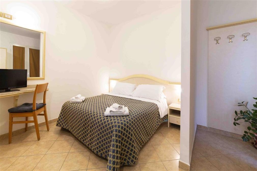 Residenza Melucci Aparthotel Ρίμινι Εξωτερικό φωτογραφία